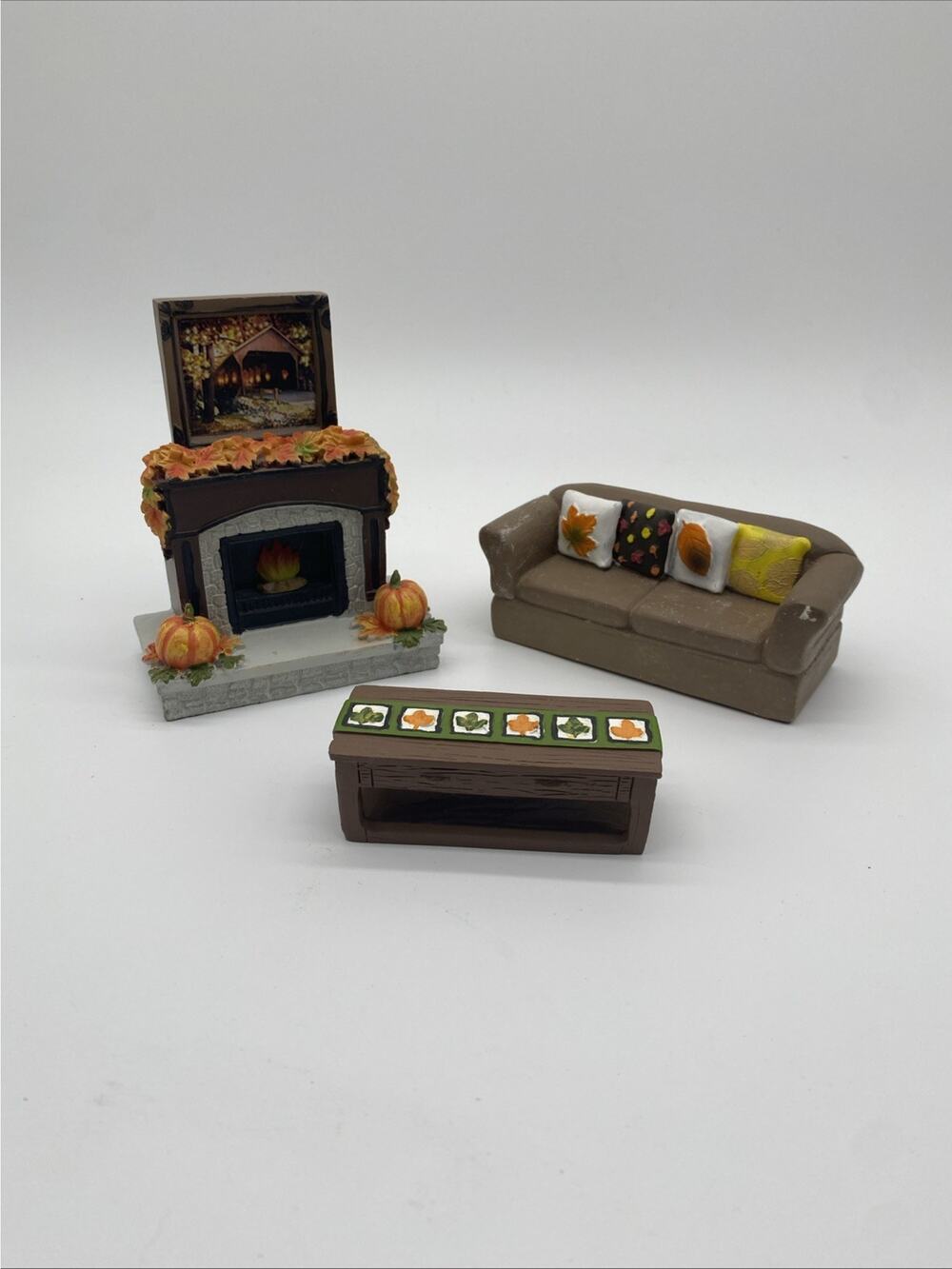 Dollhouse Resin Furniture 3pc Collections Etc. Living room Autumn Vintage